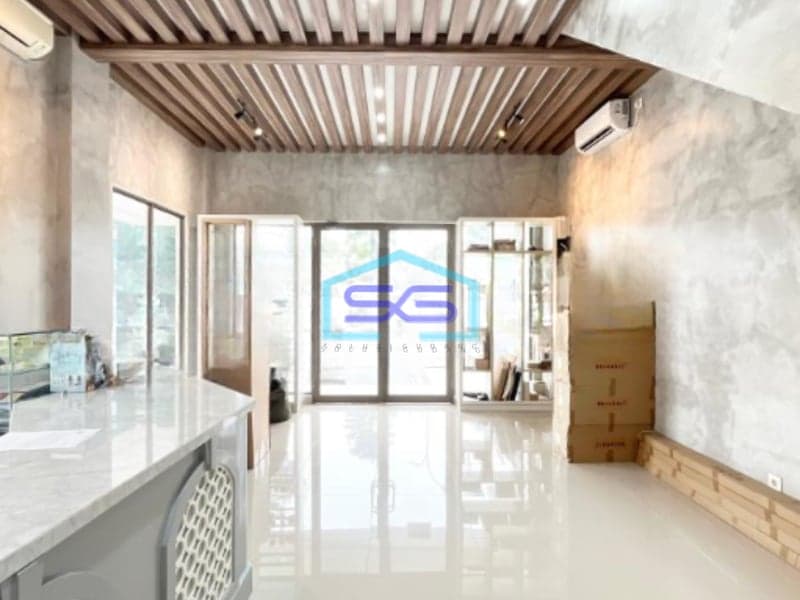 Dijual Ruko 2 Lantai Luas Bangunan  160 m² Lokasi di Gading Serpong Tangerang