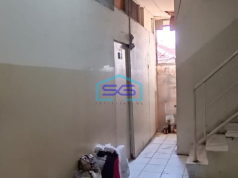 Dijual Ruko Luas Bangunan 240 m² Lokasi Pangeran Jayakarta Jakarta Pusat