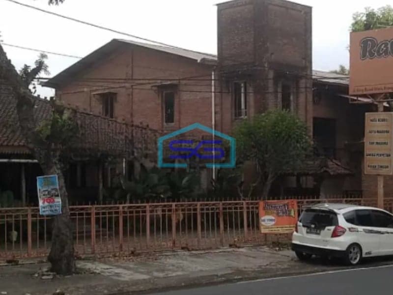 Dijual Ruang Usaha Di Ring Road Utara Gamping Sleman Luas Bangunan 400 m²