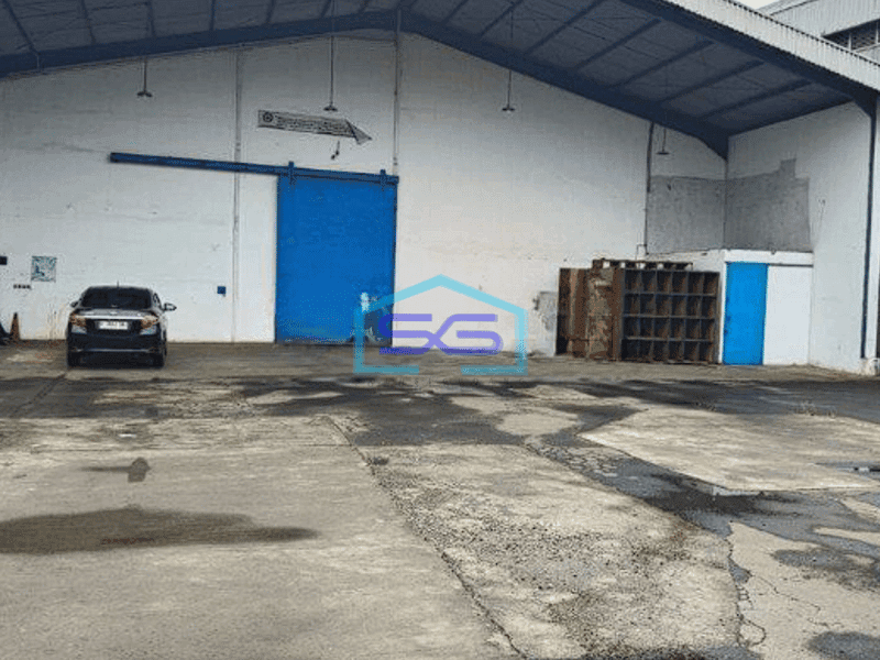 Disewakan Gudang Plus Kantor Akses Kontainer Dekat Jababeka di Cikarang Bekasi LT 2100m2