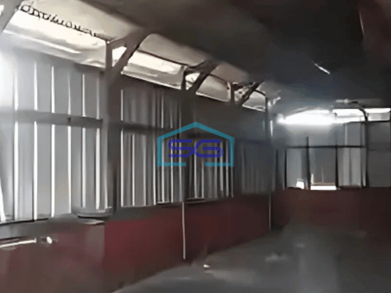 Disewakan Strategis Ruang Usaha 3 Lantai Ex Cafe Sayap Riau, Bandung