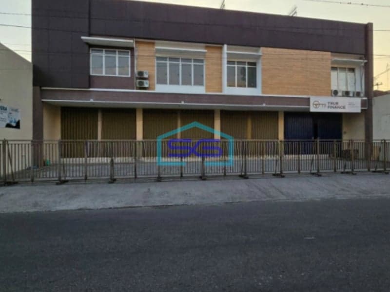 Disewakan Ruko Baru Strategis Pusat Kota Dekat Jalan Veteran Solo Luas Bangunan 210m2