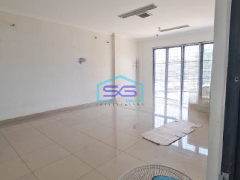 Disewakan Ruko Bebas Banjir 2 Lantai Luas Bangunan 208 m² Lokasi Gading Serpong Tangerang