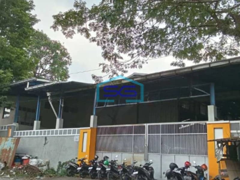 Dijual Gudang Premium K I C Gatot Subroto, Kota Semarang Luas Bangunan  2800 m²