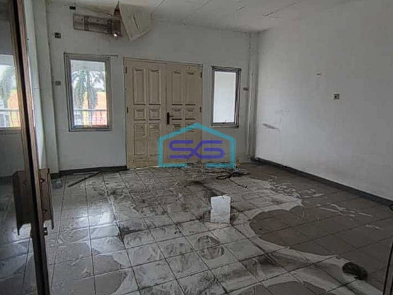 Disewakan Ruko 3 Lantai di Jalan Utama Galaxy, Bekasi LB 270m2