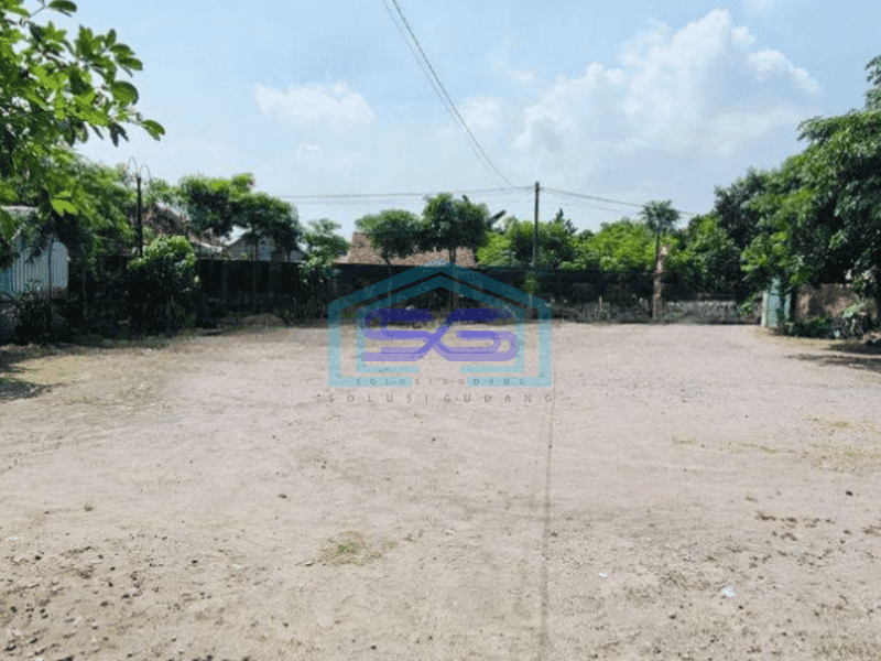 Disewakan gudang murah area parkir luas di kediri