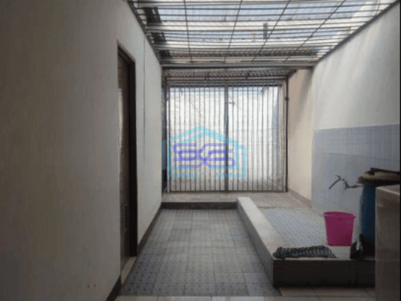 Dijual Ruko Lokasi Strategis Luas Bangunan  250 m² di Surya Sumantri Bandung