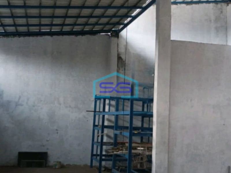 Disewakan Gudang Siap Huni Luas Bangunan  220 m² Lokasi Karawaci Tangerang