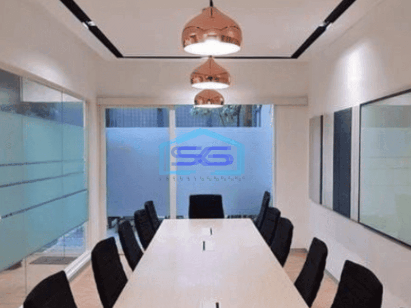 Disewakan Ruko Crown Greenlake City Luas Bangunan 270 m²