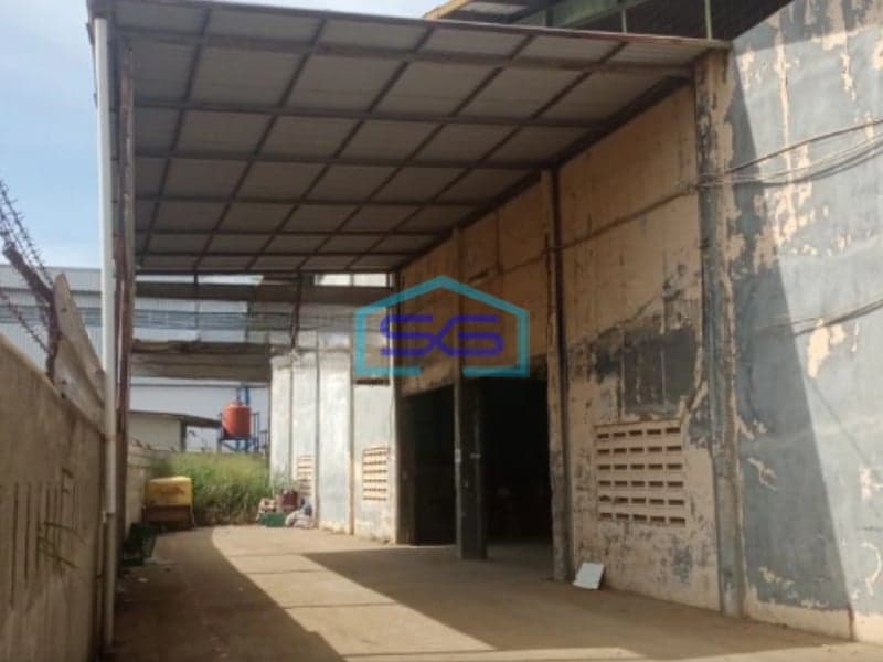 Di jual cepat gudang mainroad soekarno hatta Soekarno Hatta, Bandung Luas Bangunan  2400 m²