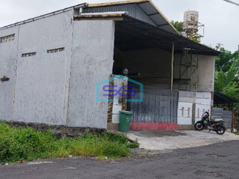 Dijual Kantor Gudang 2 Lantai di Muditaki Badung Bali LB 300m2