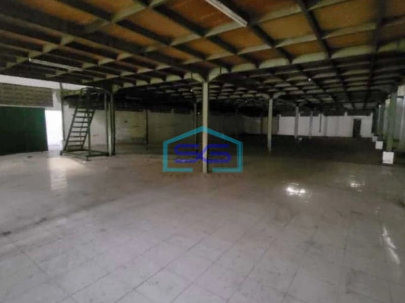 Dijual Gudang Ex Pabrik di Kepatihan Gresik Jawa Timur Luas Tanah 8600m2