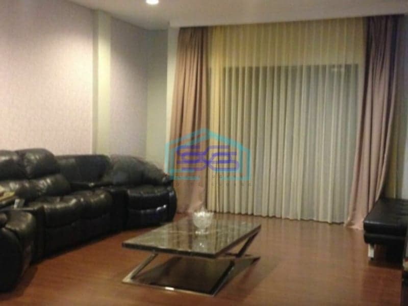 Dijual Ruko di lokasi sangat strategis Cempaka Putih Jakarta Pusat Luas Bangunan  360 m²