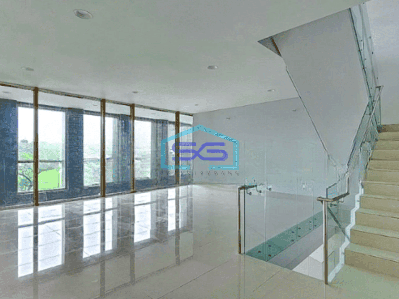 Disewakan Ruko Luas Bangunan  596 m² di BSD Tangerang