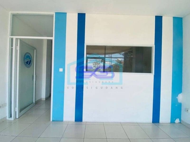 Disewakan Ruko 3 Lantai Dengan Banyak Partisi Ruang di Sanur, Denpasar