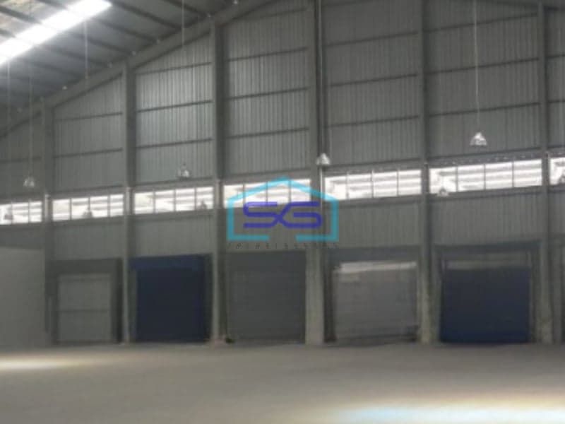 Disewakan Gudang Lokasi Bebas Banjir di Cikarang Luas Bangunan 7912 m²