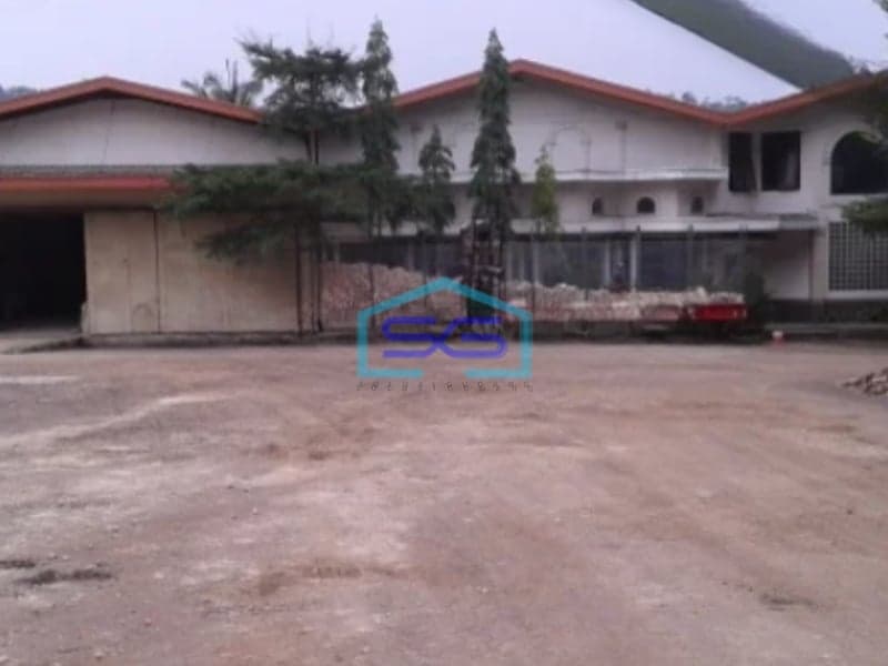 Disewkan Gudang di padalarang Bandung Luas Bangunan  2500 m²