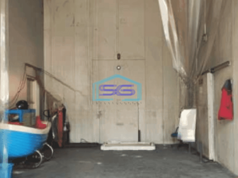 Dijual Gudang Pendingin dan Kantor Luas Bangunan 520 m2 Di Pantai Indah Kapuk