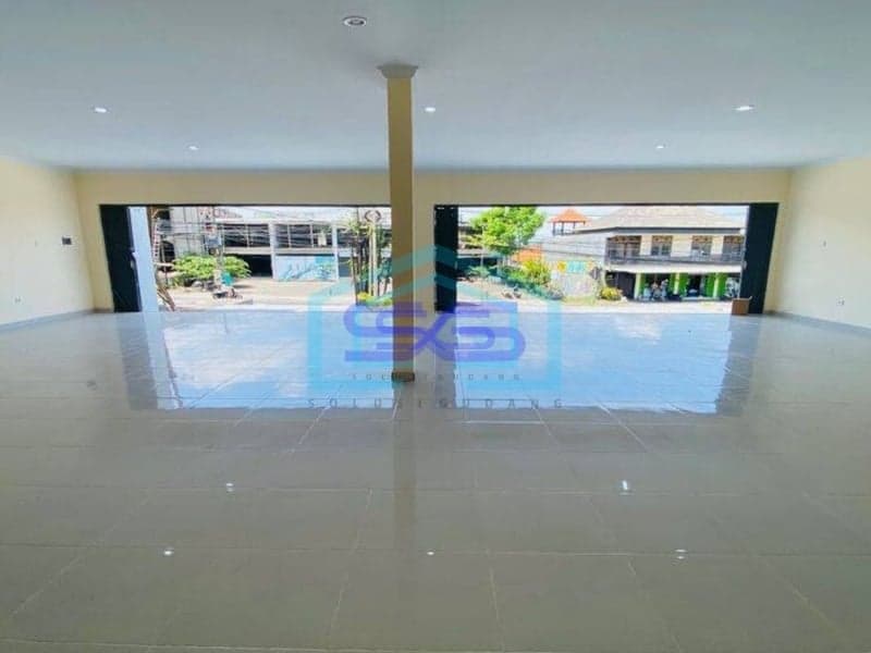 Disewakan Ruko Dua Blok Jalan Raya Uluwatu Lokasi Sangat Bagus