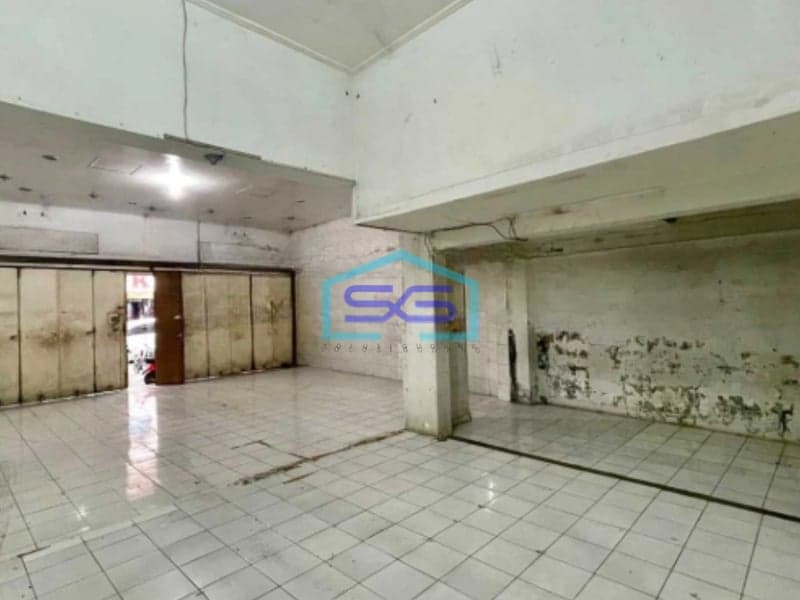 Disewakan Ruko 2 Lantai Lokasi Strategis Di Tengah Kota Surakarta Cocok Untuk Investasi Usaha LB 400m2