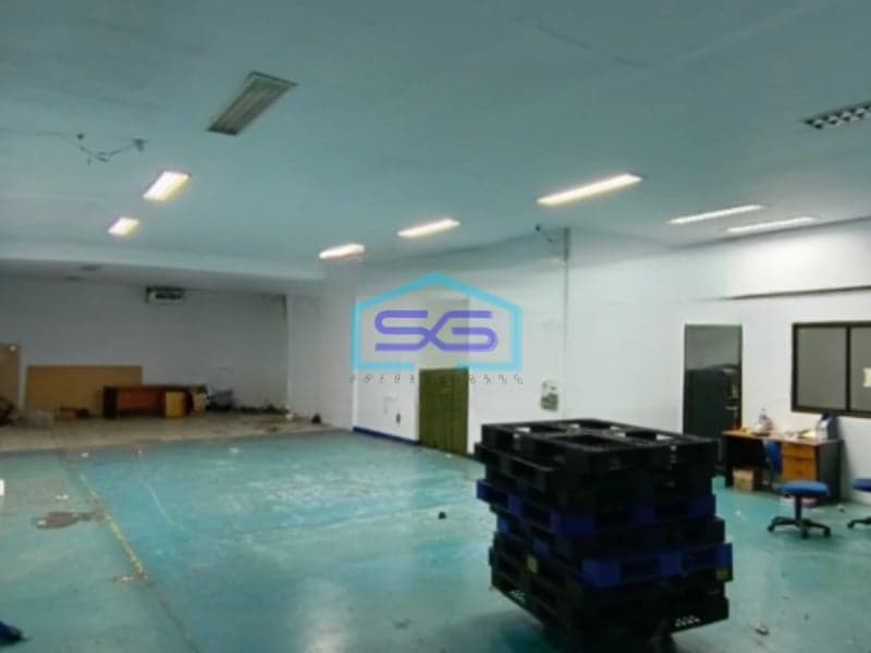 Disewakan Gudang Luas Bangunan 300 m² Lokasi Jelambar Jakarta Barat