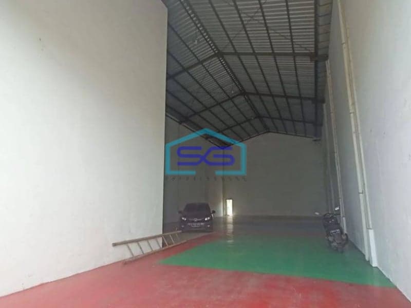 Disewakan Gudang industrial Kota Tangerang Lantai Ada Office Kontainer 40 Feet
