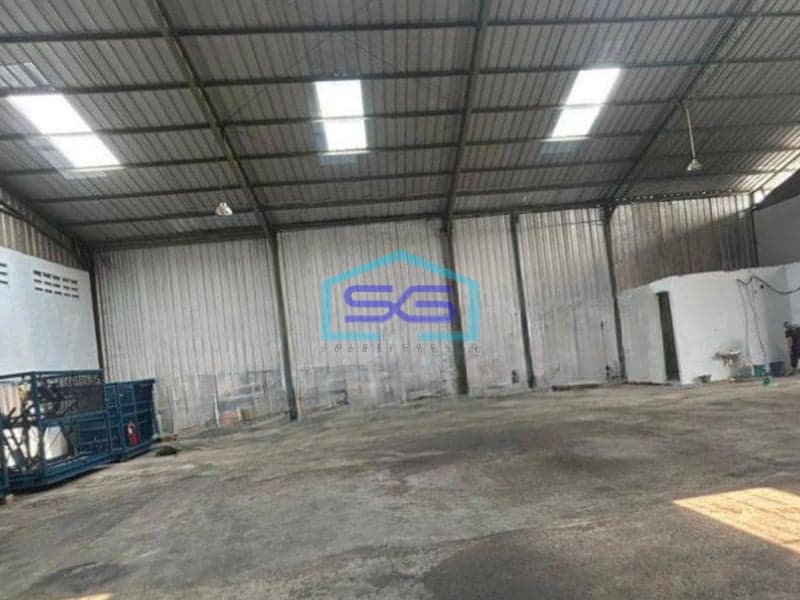 Disewakan Gudang Kav DPR Cipondoh Tangerang Luas Tanah 800 m²