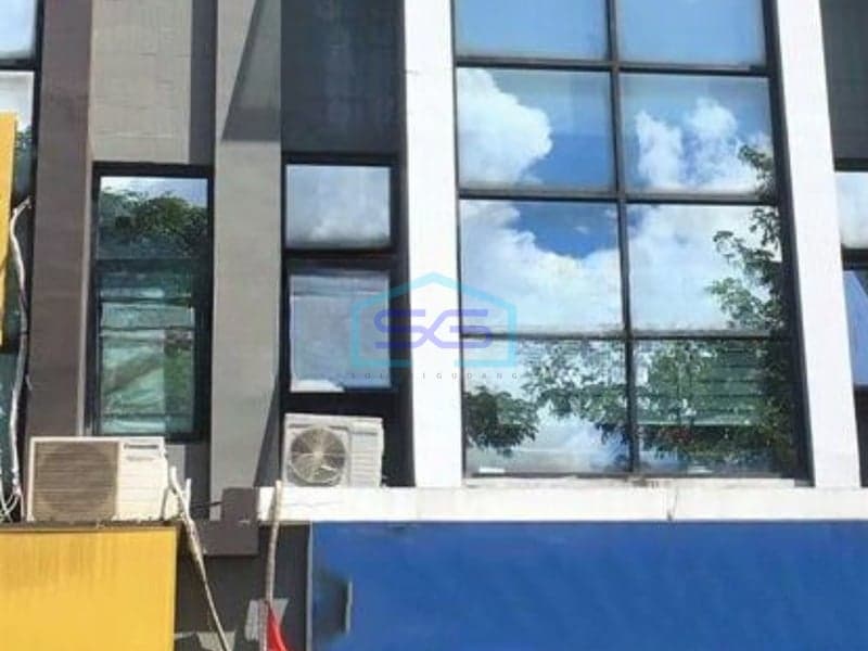 Dijual Ruko Lokasi Strategis Luas Bangunan 255 m² di Gading Serpong Tangerang