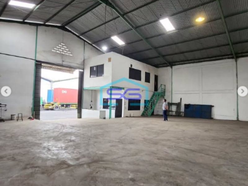 Disewakan Gudang Kawasan Pergudangan Margomulyo Surabaya Jawa Timur Luas Bangunan 480m2