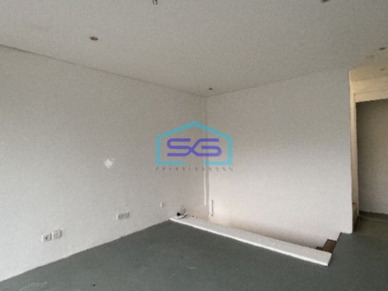 Disewakan Ruko 3 Lantai Siap Pakai Letak Premium Kemang Jakarta Selatan