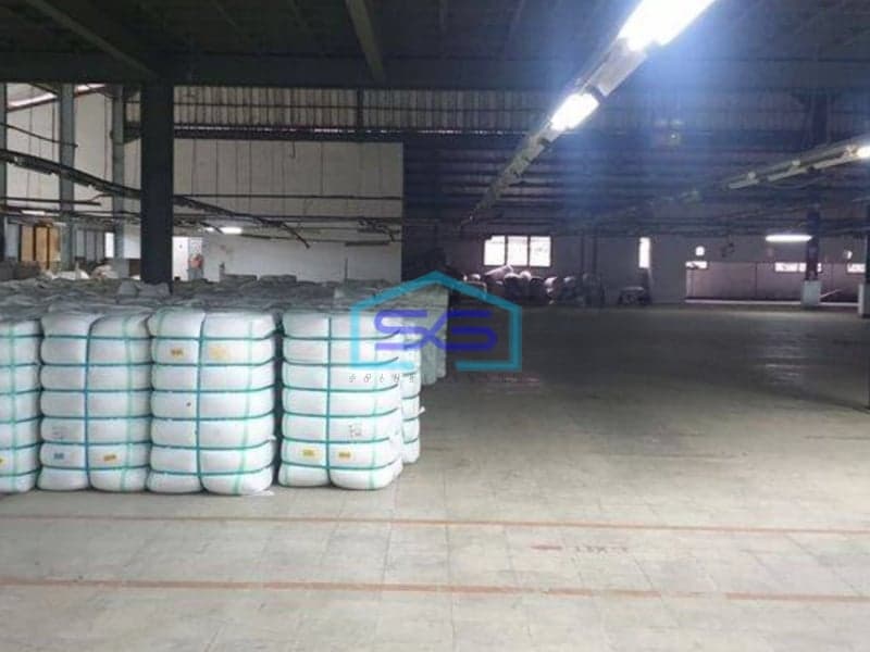 Dijual Pabrik di Pinggir Jalan Daerah Gn. Putri Bogor LT 21000m2