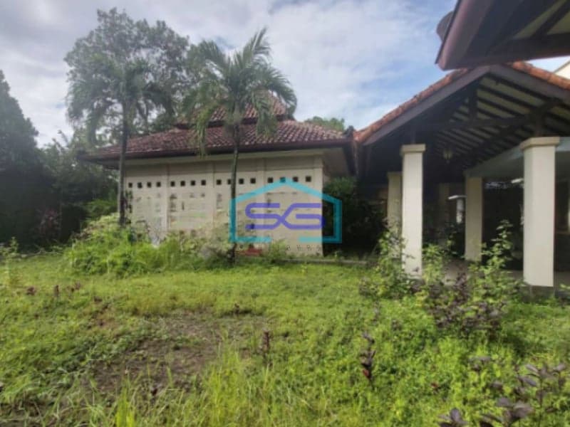 Dijual Ruang Usaha Strategis Dekat Klodran Solo LB 1050m2 Cocok Untuk Kantor