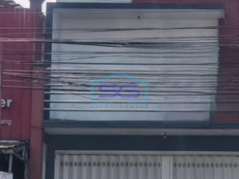泗水东爪哇马琅市中心黄金地段一楼店屋出租，价格实惠