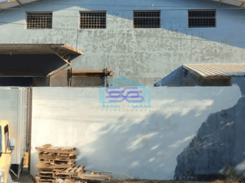 Dijual Gudang Luas Bangunan  840 m² Lokasi Strategis di Makassar
