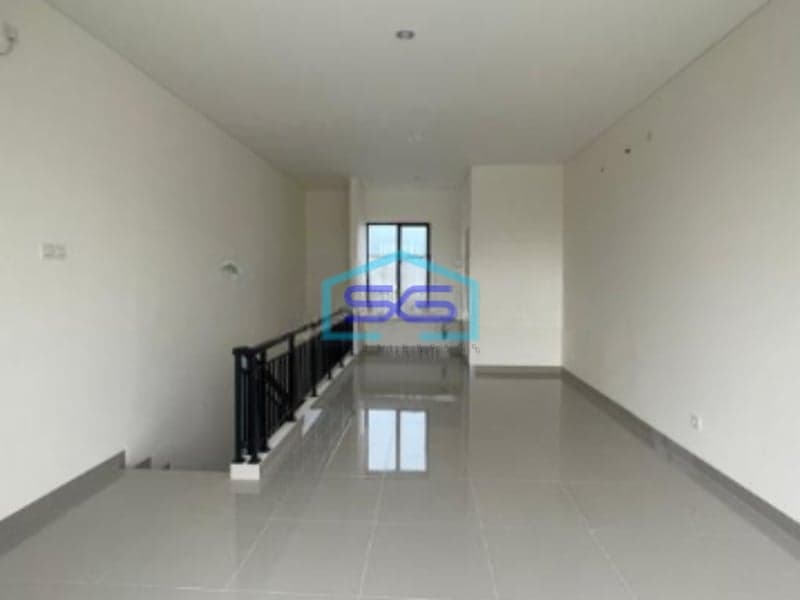 Dijual Ruko di Gading Serpong Tangerang Bangunan 3 Lantai LB 141m2