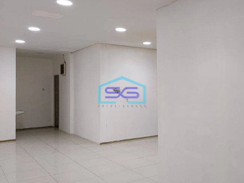 Disewakan Ruko 4 Lantai Lokasi Strategis Rapih di Kelapa Gading Jakarta Utara