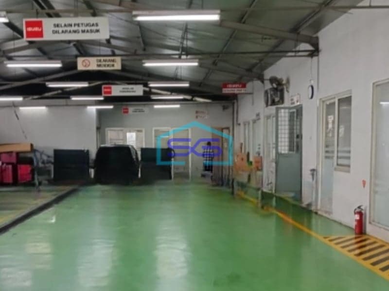 Dijual Kantor Luas Bangunan  900 m² Lokasi di Jakarta Selatan