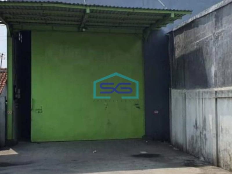 Dijual Gudang Siap Pakai Strategis Lokasi Strategis di Sentul Bogor LT 900m2