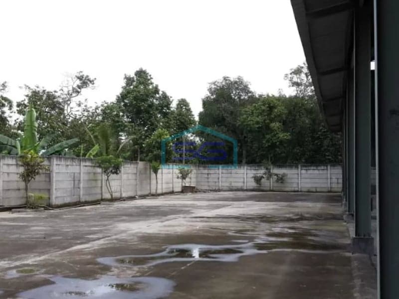 Dijual gudang / Workshop ada hois di Cileungsi luas bangunan 1500m