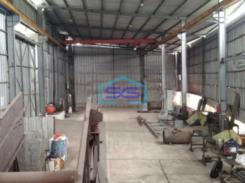 Dijual Gudang Luas Tanah  1500 m² Lokasi di Bekasi