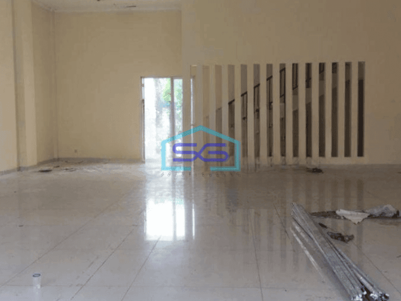 Disewakan Ruko di Pinggir Jalan Utama Harapan Indah Bekasi Luas Bangunan 484 m²