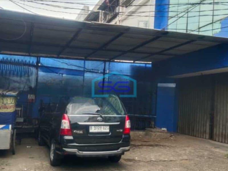 Disewakan Ruko 3 Lantai Luas Tanah 175 m²  Lokasi Bebas Banjir di Jakarta Barat