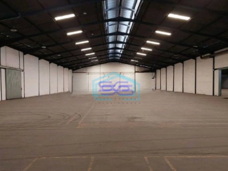 Disewakan Gudang Akses Container Besar Lokasi Bebas Banjir di Waru Surabaya