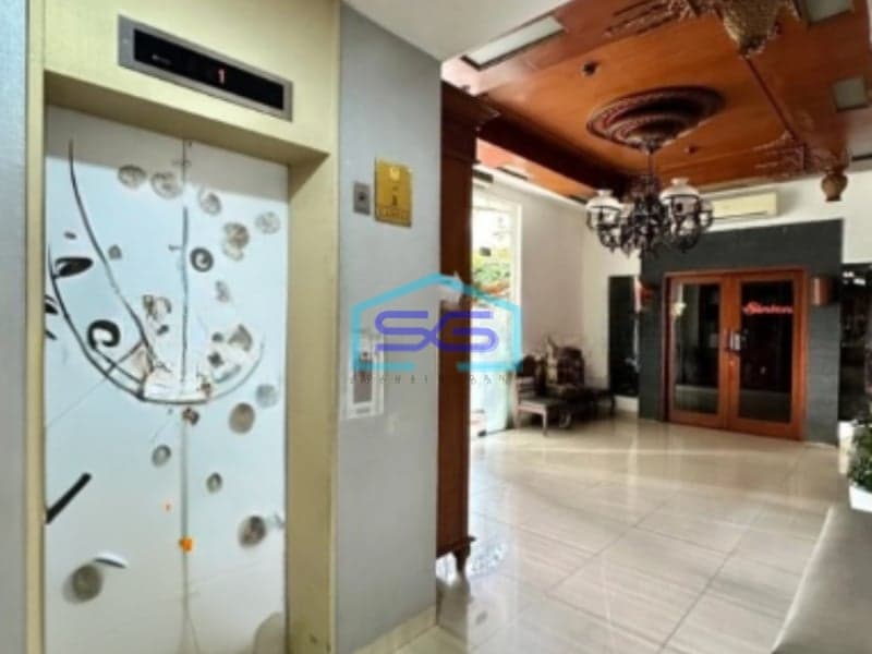 Dijual Gedung Kantor Strategis Siap Pakai di Menteng Jakarta Pusat LT 1718m2