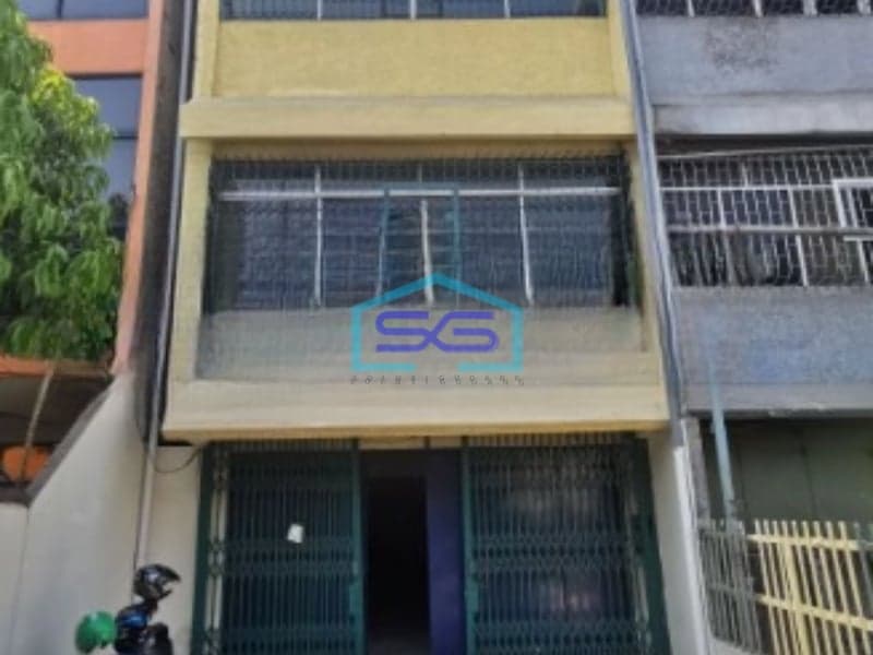 Disewakan Ruko Luas Bangunan 215 m² Lokasi Penjaringan Jakarta Utara