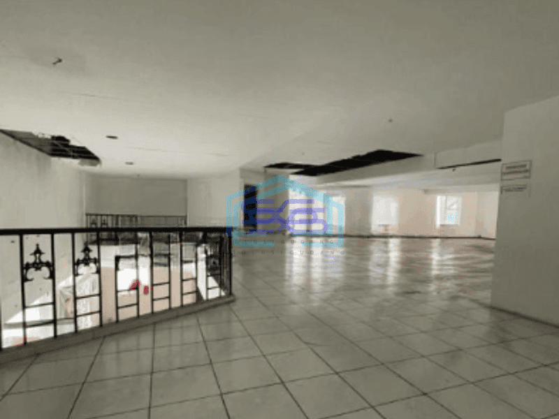 Disewakan Gudang di Jl Basuki Rachmat Surabaya Pusat Depan Hotel Bumi Luas Bangunan 537 m²