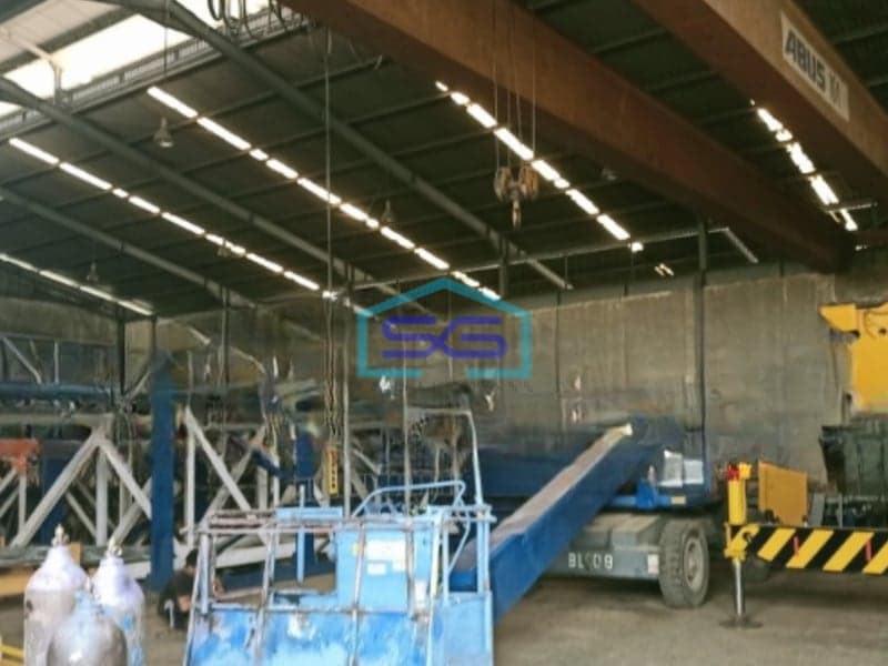 Dijual Gudang Ada Kantor Luas Tanah  5800 m² Lokasi di Cakung Jakarta Timur