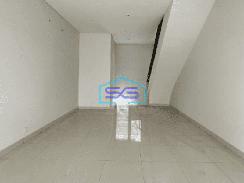 Disewakan Ruko 3 Lantai Luas Bangunan  163 m² di Gading Serpong Tangerang