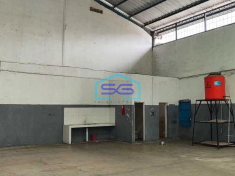 Disewakan Gudang Luas Tanah 650 m² Lokasi Bebas Banjir di Tangerang