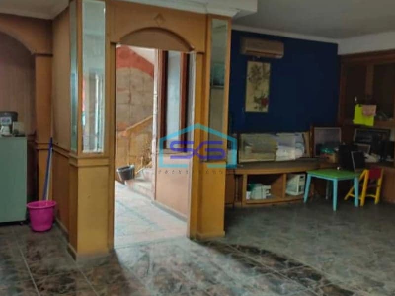 Dijual Gedung Perkantoran di Daan Mogot Jakarta Barat LB 1068m2